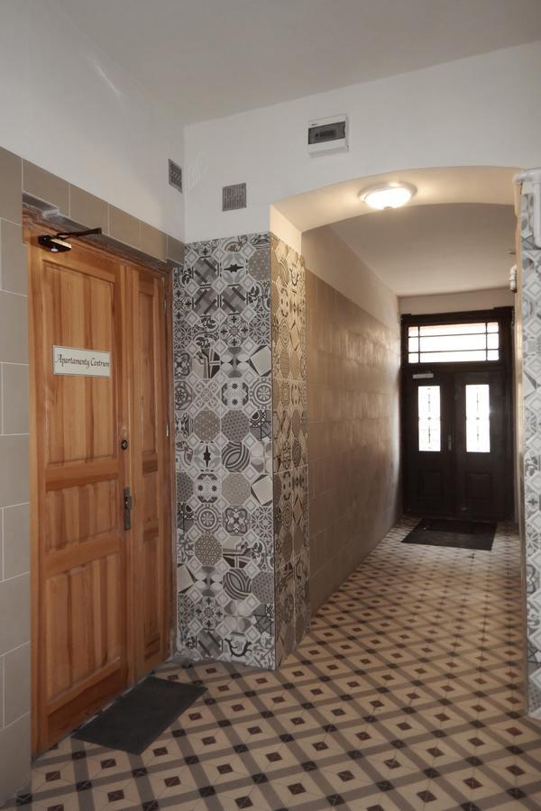 Apartamenty Centrum Пйотркув-Трибунальський Екстер'єр фото
